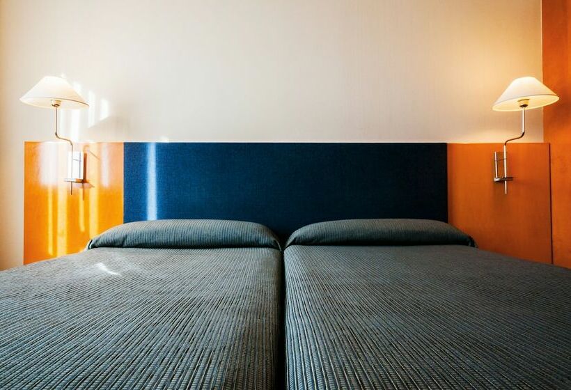 اتاق استاندارد, Villacarlos