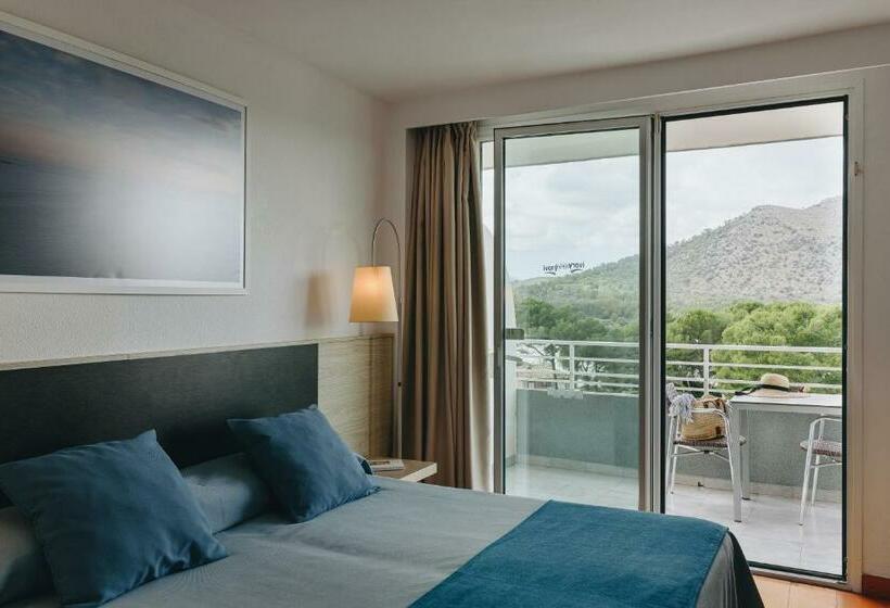 스탠다드 스튜디오, Ivory Playa Sports & Spa