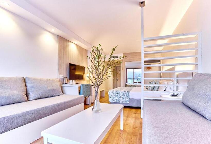 غرفة ديلوكس رباعية, Leonardo Royal Hotel Mallorca