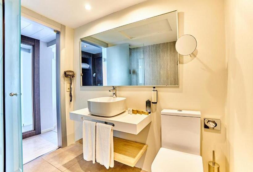 수피리어 룸 측면 바다 전망, Leonardo Royal Hotel Mallorca