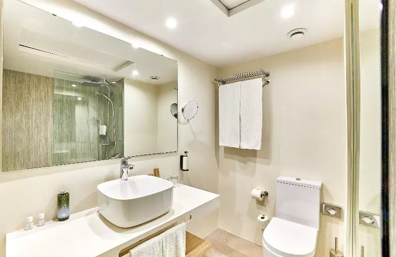 اتاق لوکس با چشمانداز دریا, Leonardo Royal Hotel Mallorca