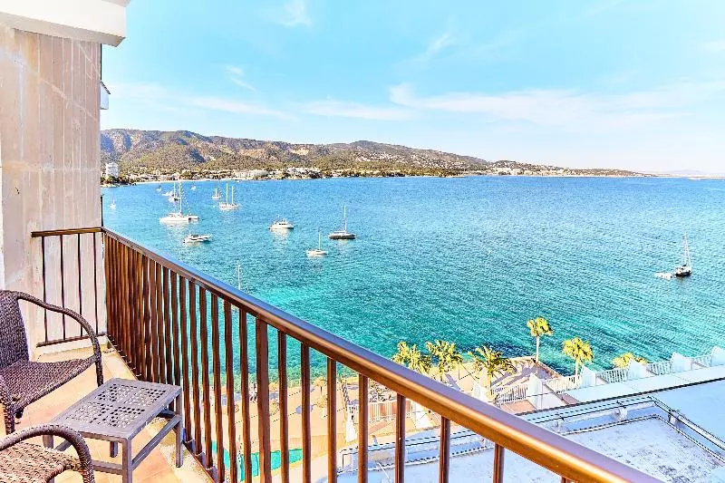اتاق سوپریور سه تخته, Leonardo Royal Hotel Mallorca