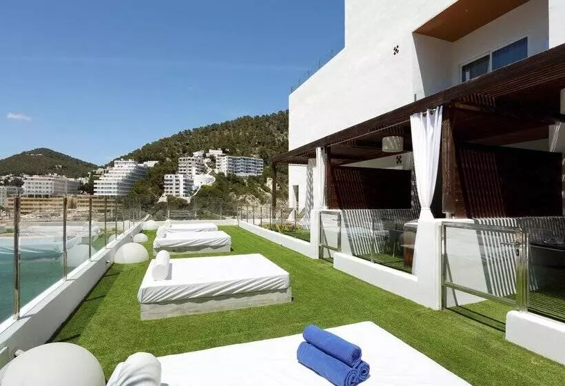 Deluxe-huone Poreallas, Palladium Hotel Cala Llonga - Adults Only