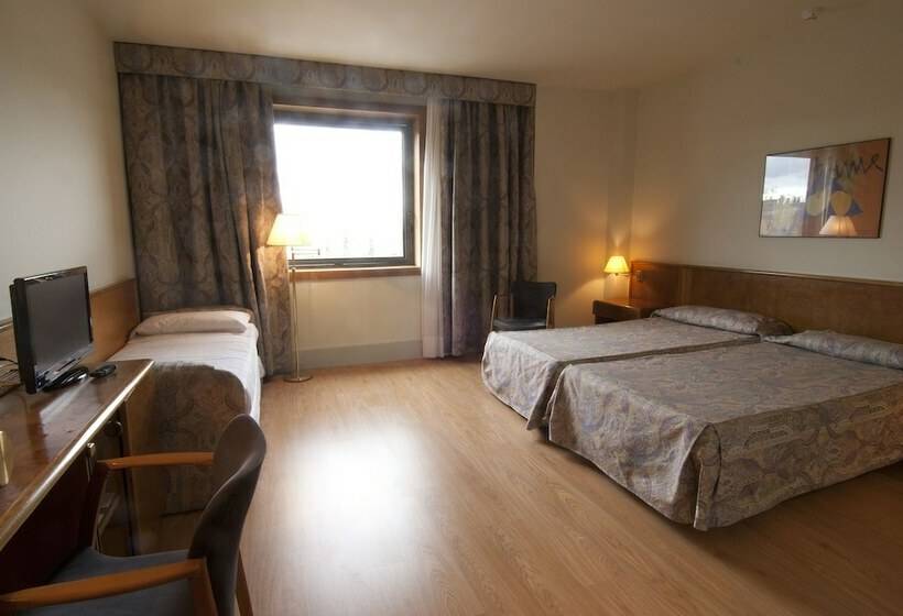 חדר סטנדרט לארבעה, Domo