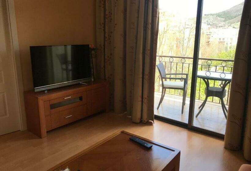 سوییت جونیور, Alfonso Viii De Cuenca