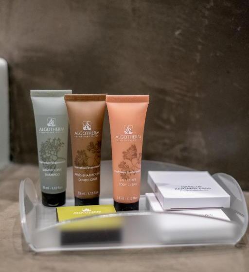 اتاق استاندارد با بالکن, Alga