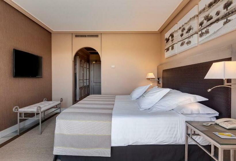 Camera Superiore, Barcelo Montecastillo Golf