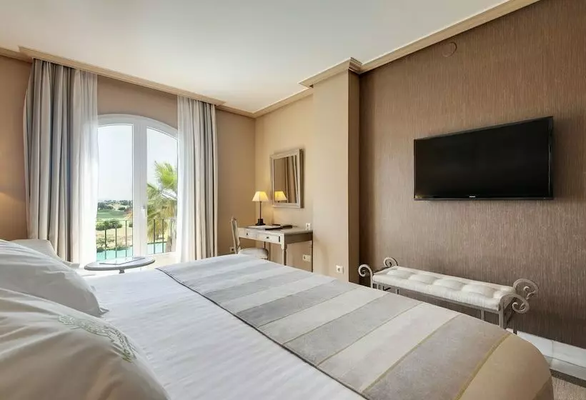 اتاق سوپریور با چشمانداز زمین گلف, Barcelo Montecastillo Golf