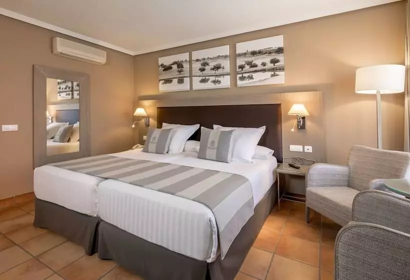 اتاق سوپریور با چشمانداز زمین گلف, Barcelo Montecastillo Golf
