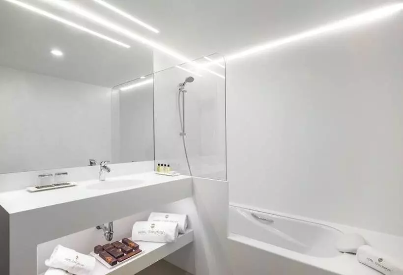اتاق استاندارد, Carlemany Girona