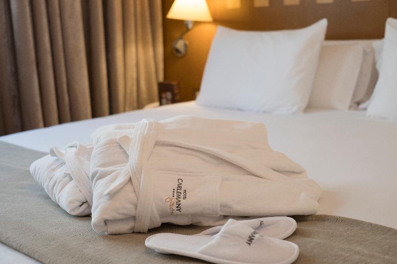 高级大房间, Carlemany Girona