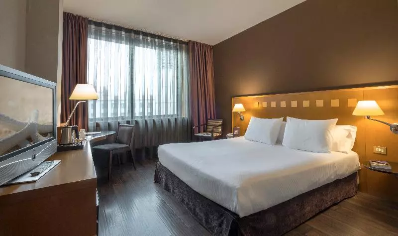 اتاق استاندارد, Carlemany Girona
