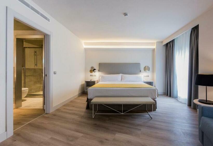 سوییت جونیور, Catalonia Granada