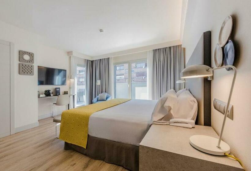 Superior Room with Terrace, Catalonia Granada