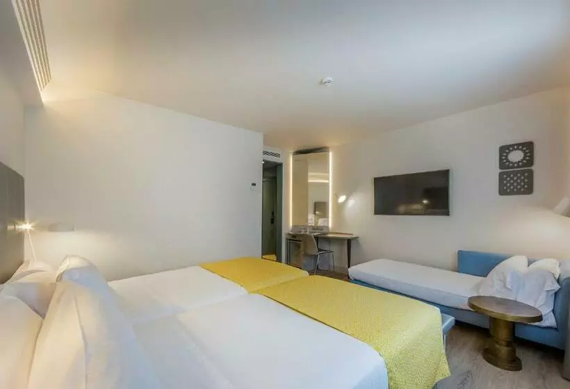 Üç Kişilik Standart Oda, Catalonia Granada