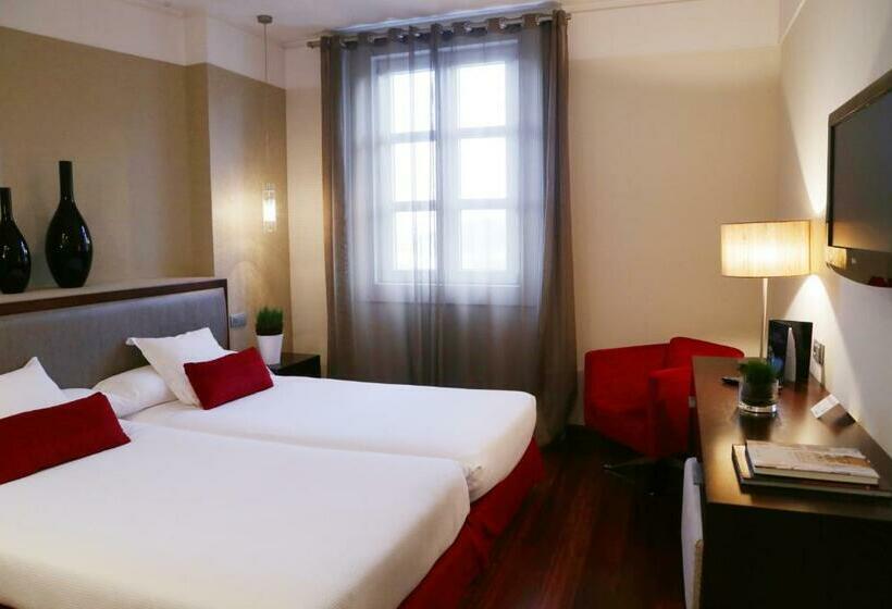 חדר סטנדרט, Compostela