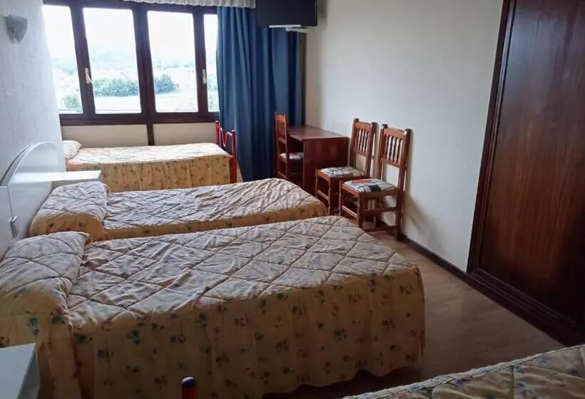 Family Room, Costa Cántabra