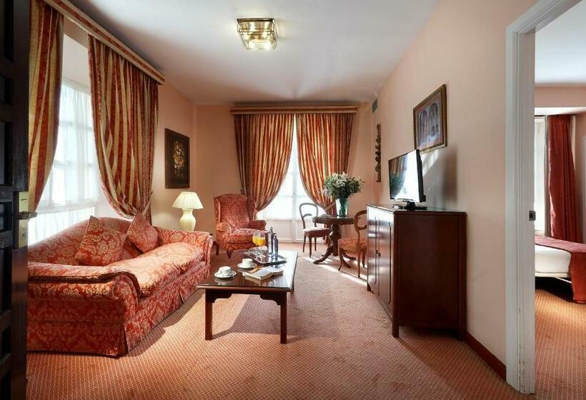 سوییت جونیور, Crisol Monasterio De San Miguel