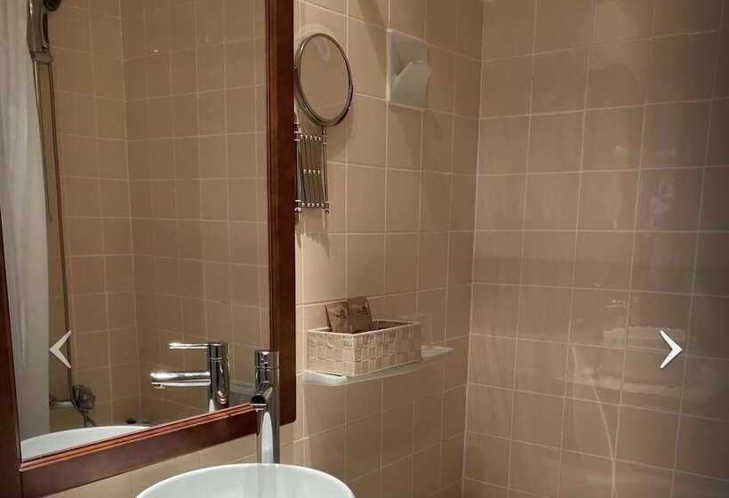 غرفة عائلية مطلّة علي الجبل, Edelweiss Candanchu