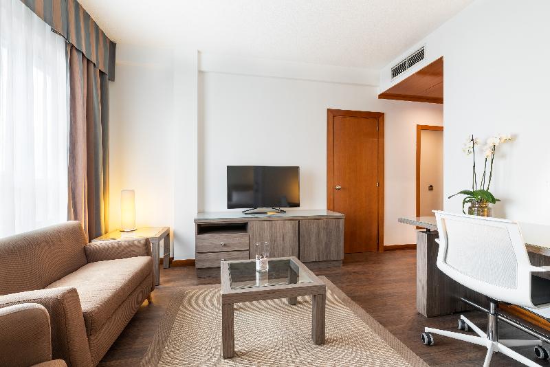 سوییت جونیور, Eurostars Atlantico