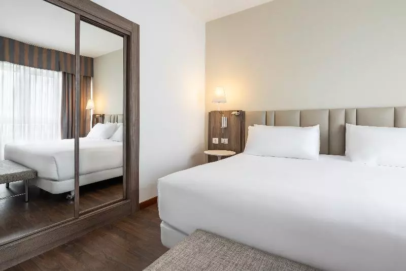 سوییت جونیور, Eurostars Atlantico