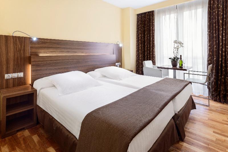 اتاق استاندارد, Exe Dona Carlota