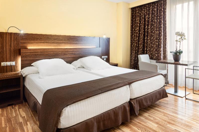 اتاق استاندارد, Exe Dona Carlota