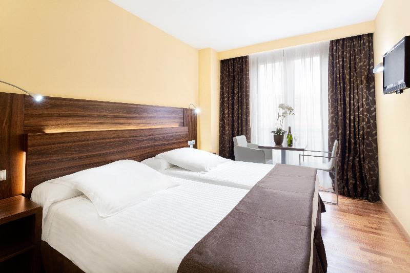 اتاق استاندارد, Exe Dona Carlota