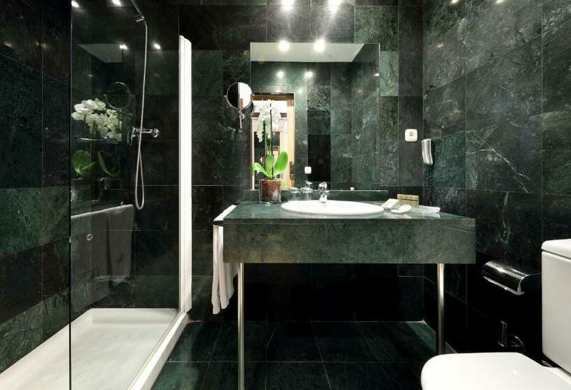 스탠다드 트리플 룸, Exe Tartessos