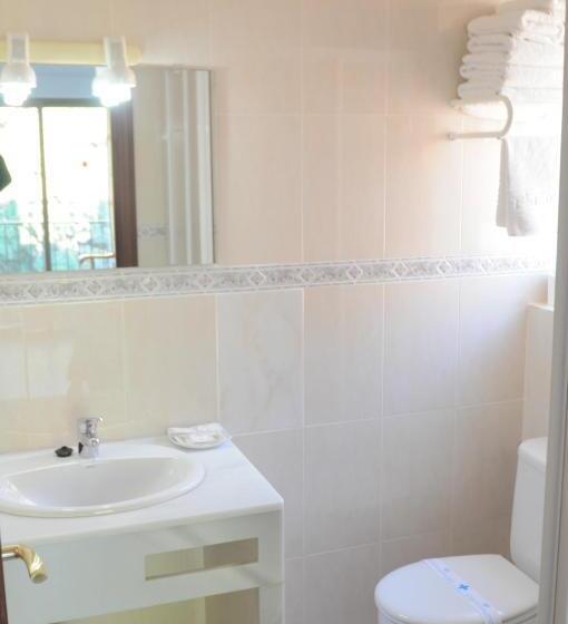 スタンダードトリプルルーム, Goya