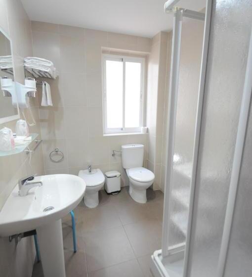 テラス付きスタンダードルーム, Goya