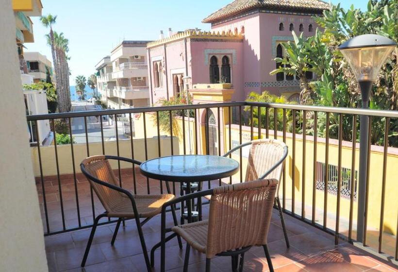 スーペリアトリプルルーム, Goya