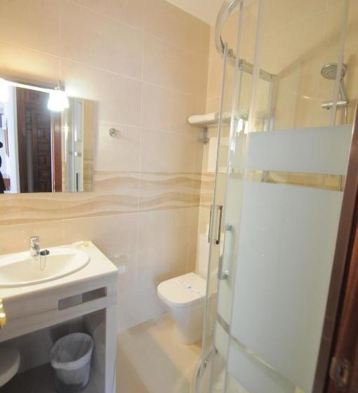 スタンダードシングルルーム, Goya