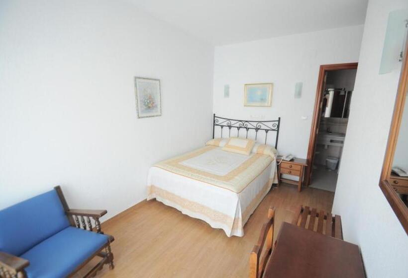 スタンダードシングルルーム, Goya