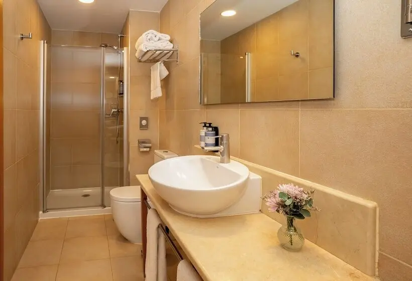 اتاق راحتی, Hesperia Cordoba