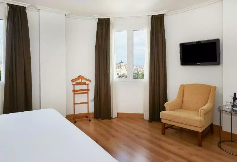 اتاق سوپریور, Hesperia Cordoba