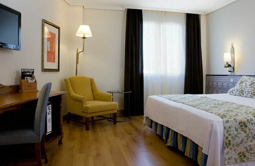 اتاق خانوادگی, Hesperia Cordoba