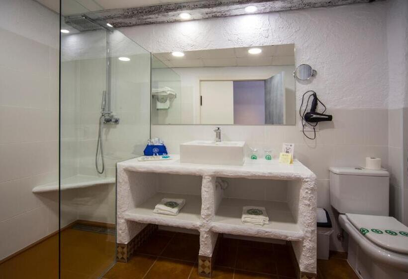 غرفة قياسية مطلة على الجبل, Hostería Del Mar