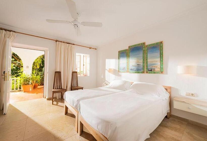 اتاق استاندارد با چشمانداز باغ, Hurricane Beach