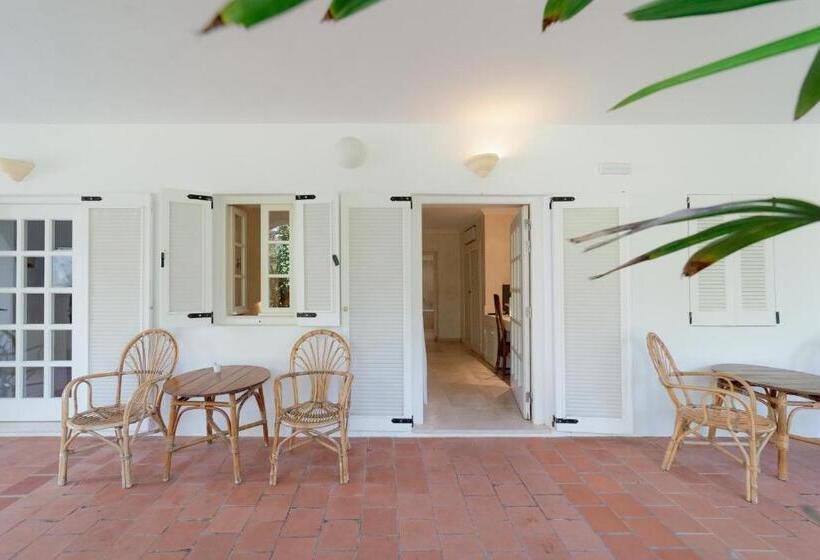 اتاق استاندارد با چشمانداز کوهستان, Hurricane Beach