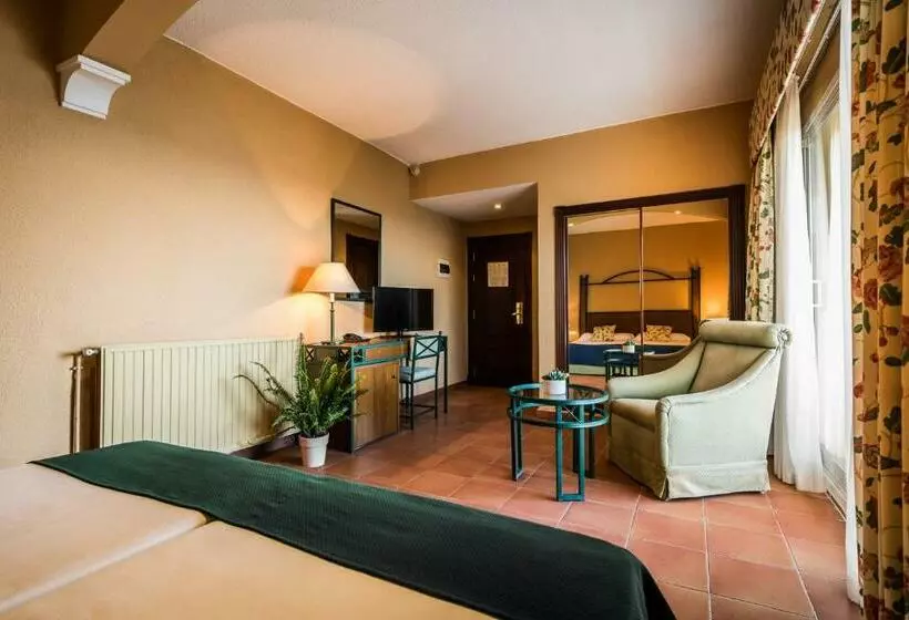 Chambre Standard, Intur Azor