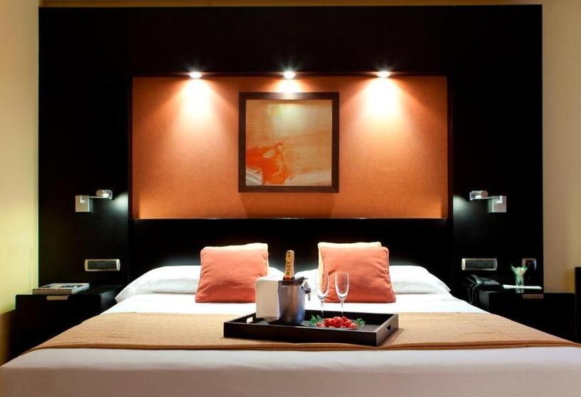 ジュニアスイート, Intelier Rosa