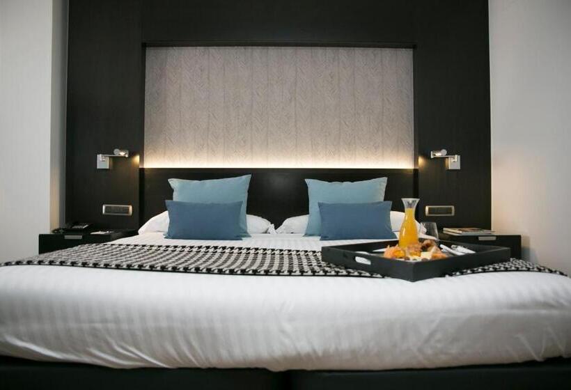 スーペリアールーム, Intelier Rosa