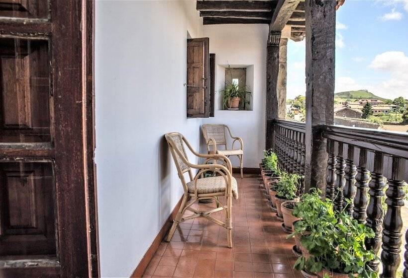 سوییت جونیور, Museo Los Infantes