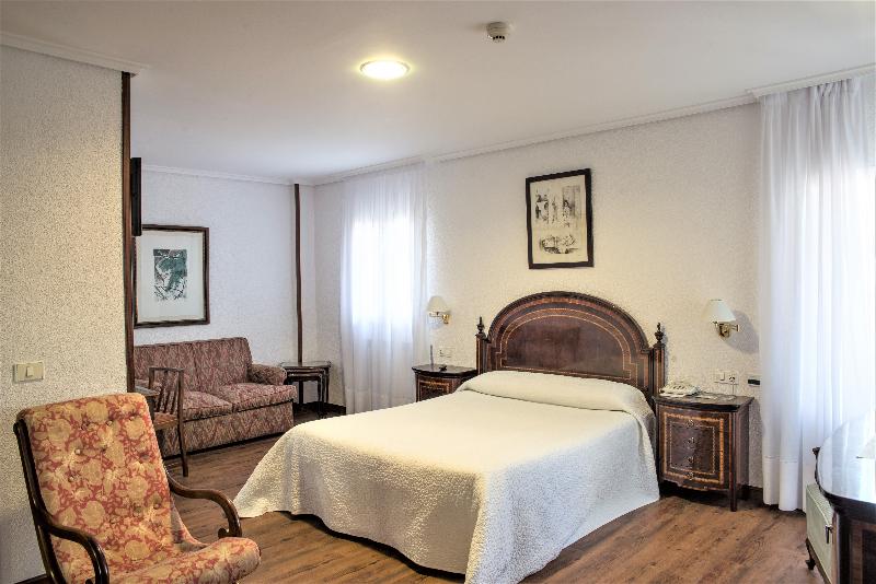 اتاق استاندارد با بالکن, Museo Los Infantes