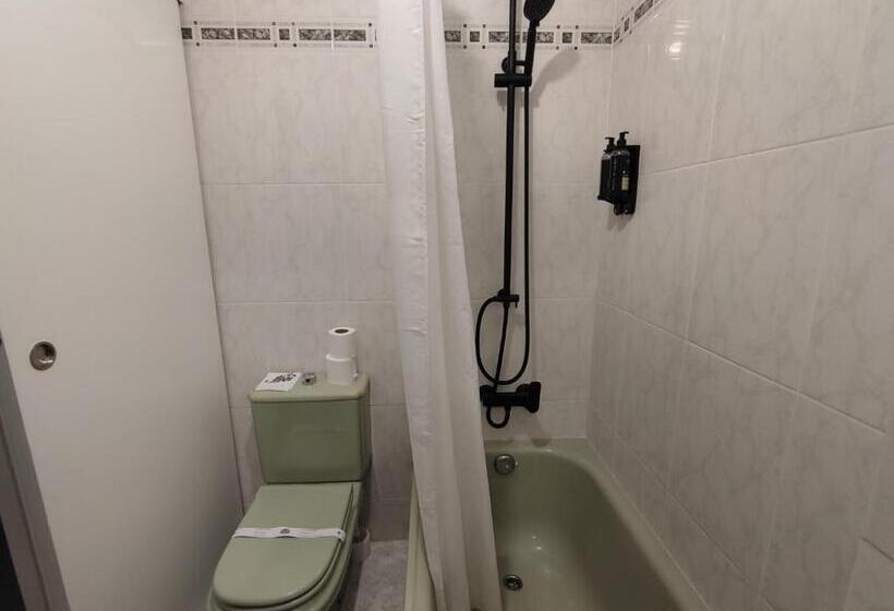 غرفة قياسية, Nest El Camino