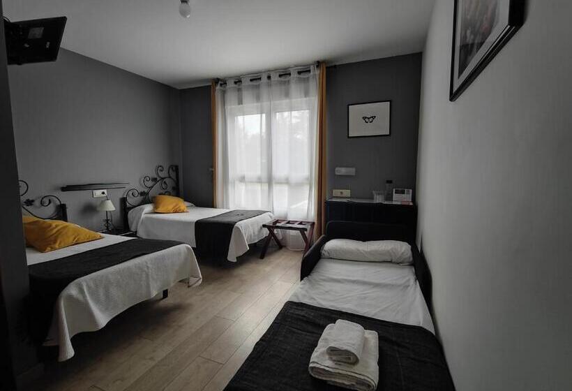 غرفة قياسية ثلاثية, Nest El Camino