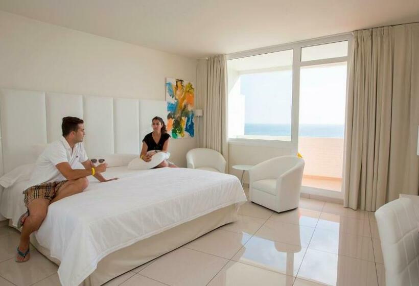 オーシャンビュースタンダードルーム, On Hotels Oceanfront - Adults Designed