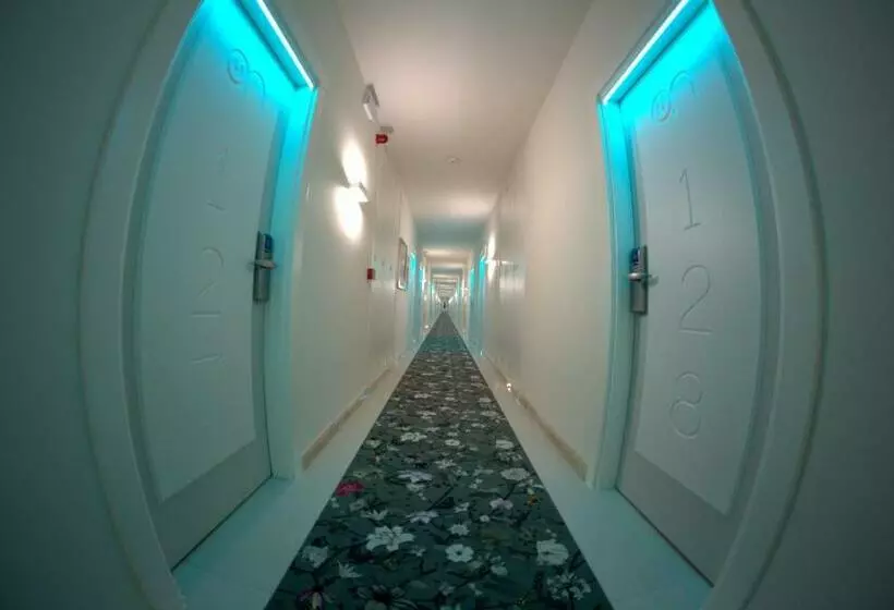 スタンダードシングルルーム, On Hotels Oceanfront - Adults Designed