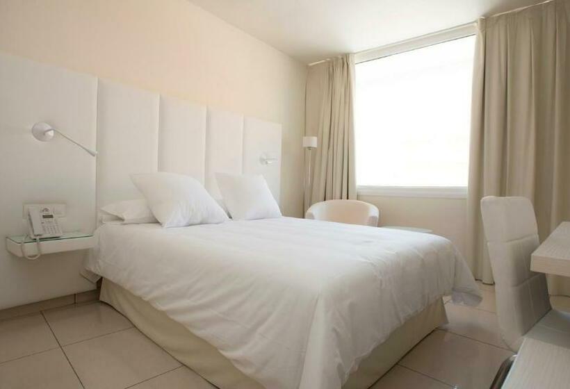 スタンダードシングルルーム, On Hotels Oceanfront - Adults Designed